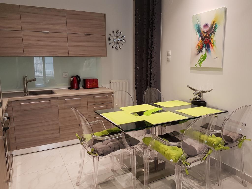 Laura White Tower Apartment Салоники Экстерьер фото