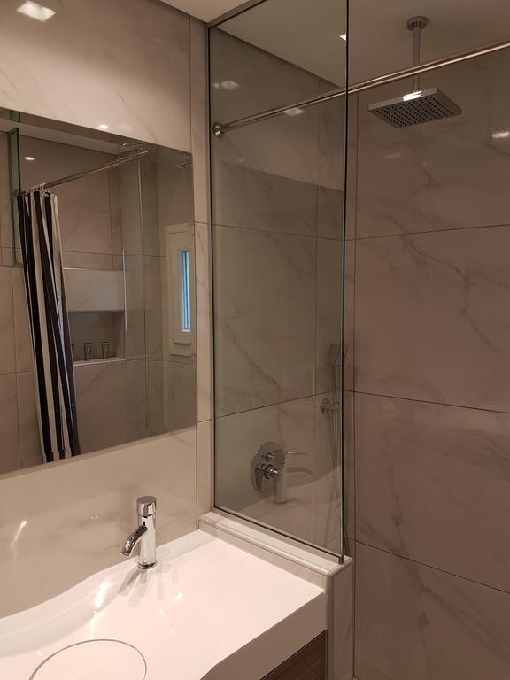 Laura White Tower Apartment Салоники Экстерьер фото